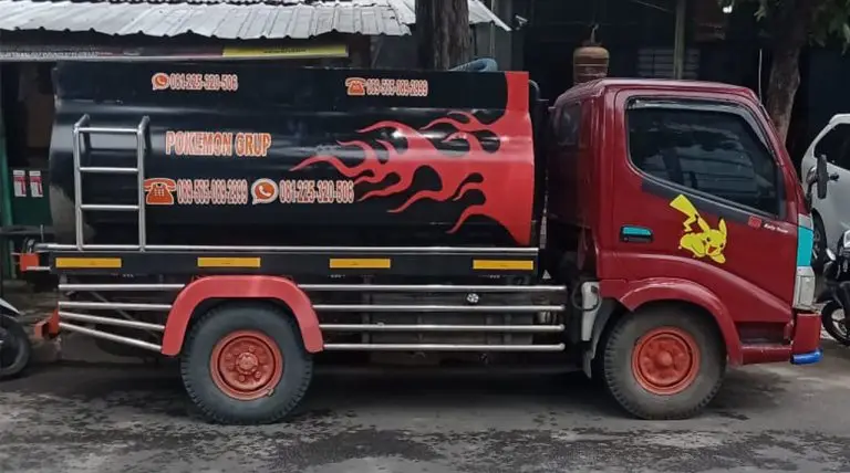 Truk permata group